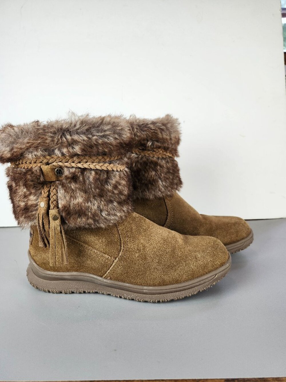 Minnetonka Women's Everett Suede Faux Fur Snow Boots Size 7